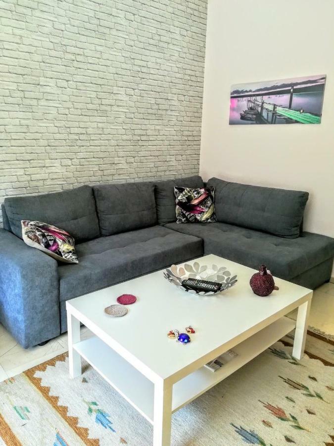 Athena's Comet Apartment